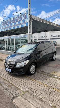 CHEVROLET ONIX 1.0 MPFI LT 8V FLEX 4P MANUAL CHEVROLET ONIX 1.0 MPFI LT 8V FLEX 4P MANUAL